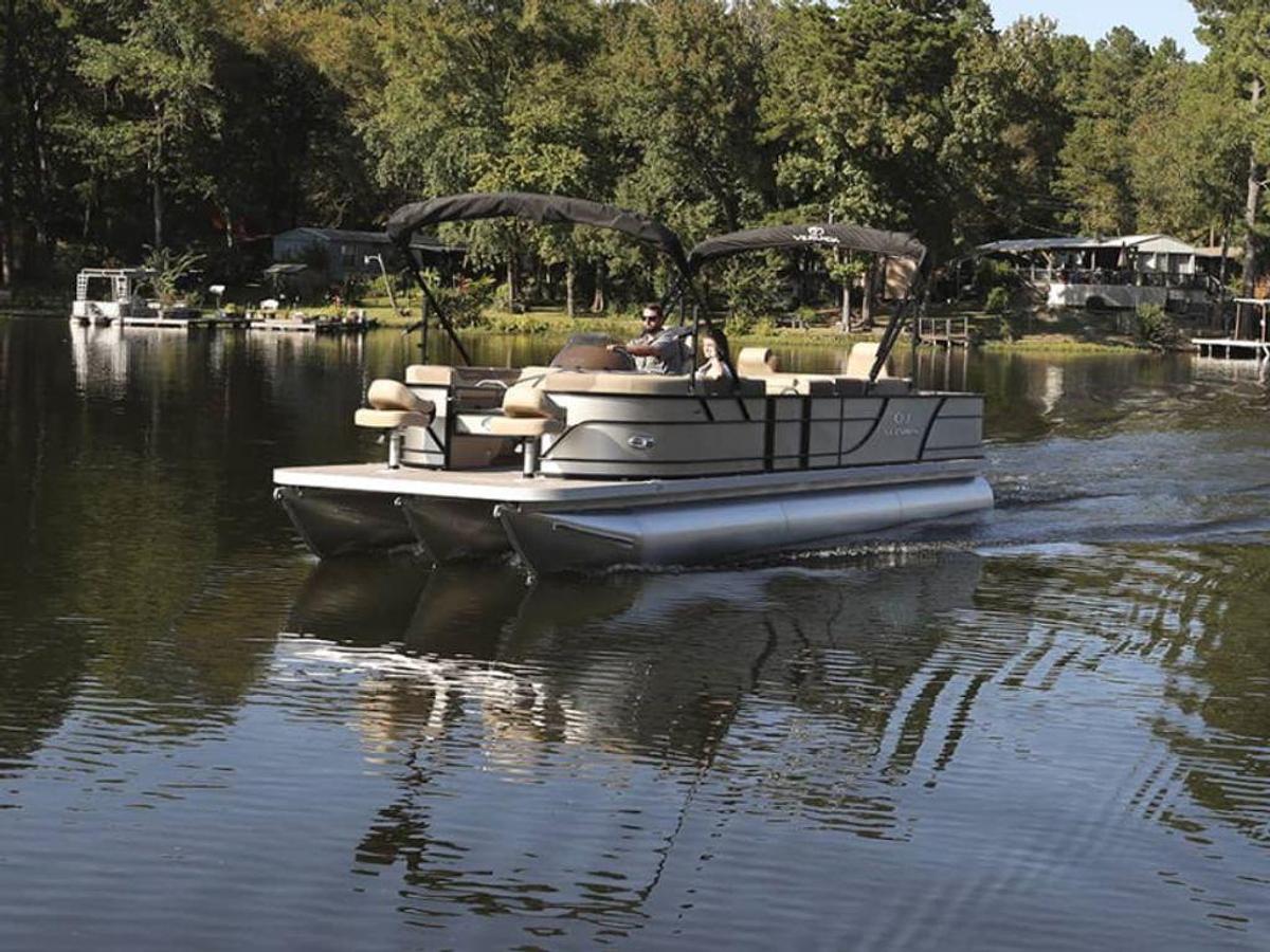 2025 Veranda VF25F2plus2 Luxury Tri-Toon