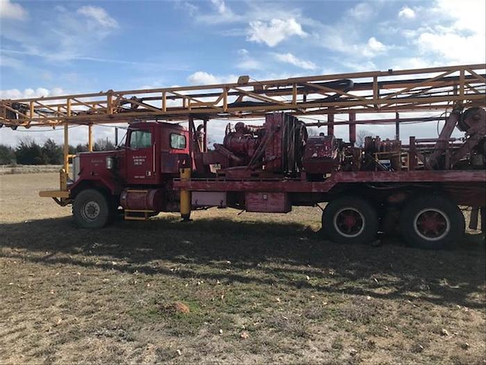 Used 1982 Midway 15M Drill Rig