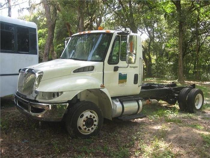 Used 2010 INTERNATIONAL DURASTAR 4300