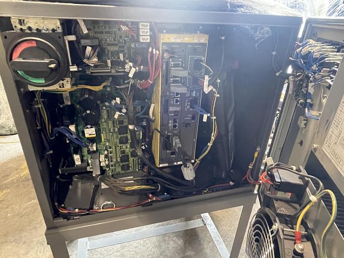 Used 2016 FANUC R2000125iC/125L