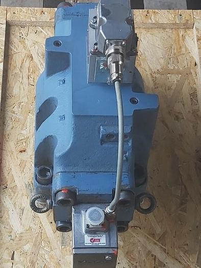 Gebraucht Proportionalventil, D665-311E, K15FRHBBNVAO, Moog, gebraucht - überholt