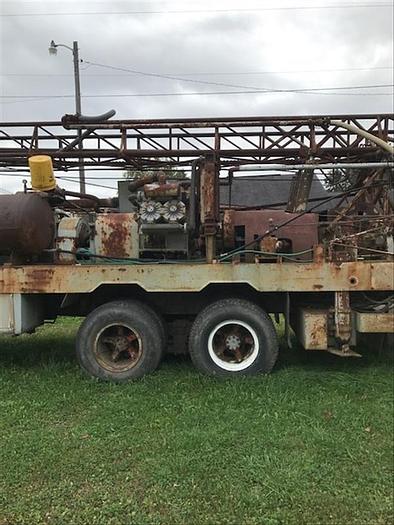 Used 1975 Davey M8 Drill Rig