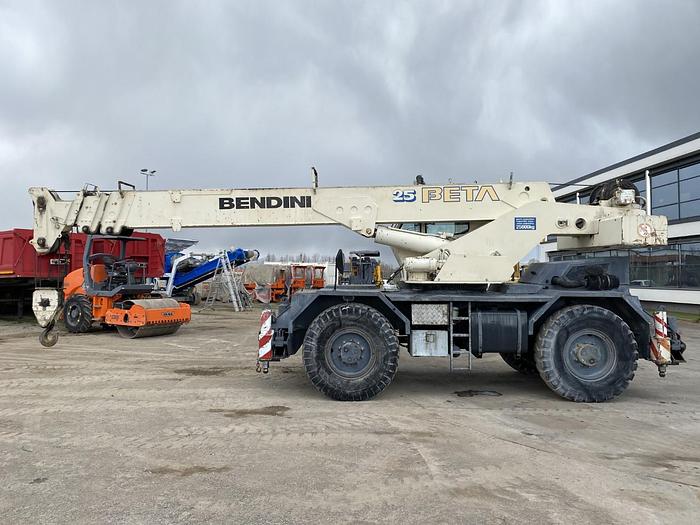 Usato 1990 BENDINI BETA 25