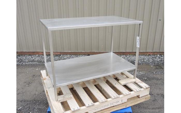 Used USED STAINLESS STEEL TABLE, 26'' X 44'' X 32''