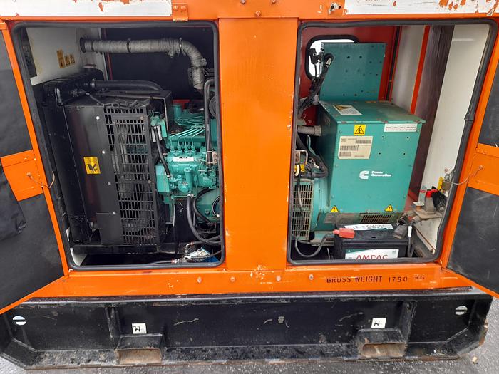 Used 2010 Cummins 55KVA