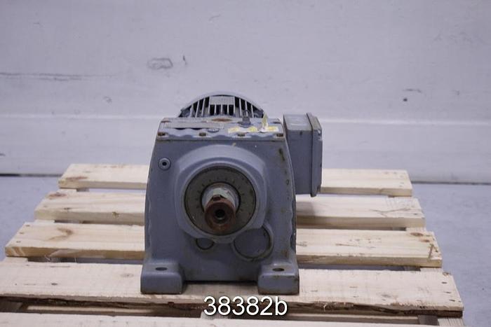 Used Sew-Eurodrive R77A Gear Drive, Ratio 25.23/1 #38382