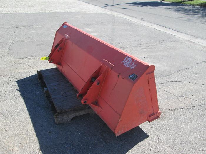Used 6' Kubota Tractor Bucket for Sale in Bradenton, Florida