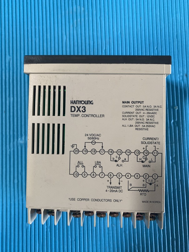 Used Hanyoung  dx3 temperature controller