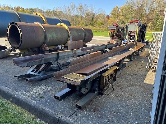 Used GENERAL KINEMATICS  OSCILLATING CONVEYOR OSCILLATING CONVEYOR