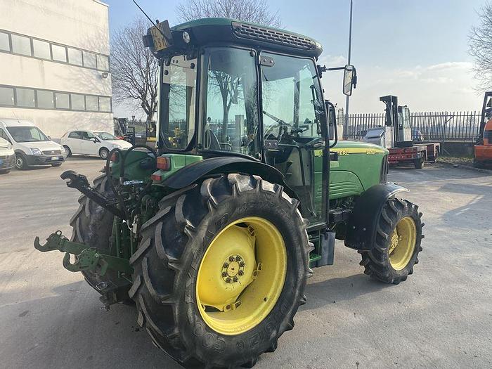 Usato 2004 JOHN DEERE 5615 F