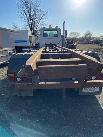 Refurbished 1997 RD 680 S Roll-off Mack E-7