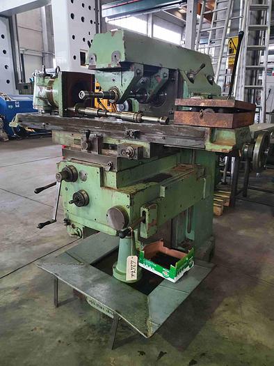 Used SAPORITI N. 3 UNIVERSAL MILLING MACHINE