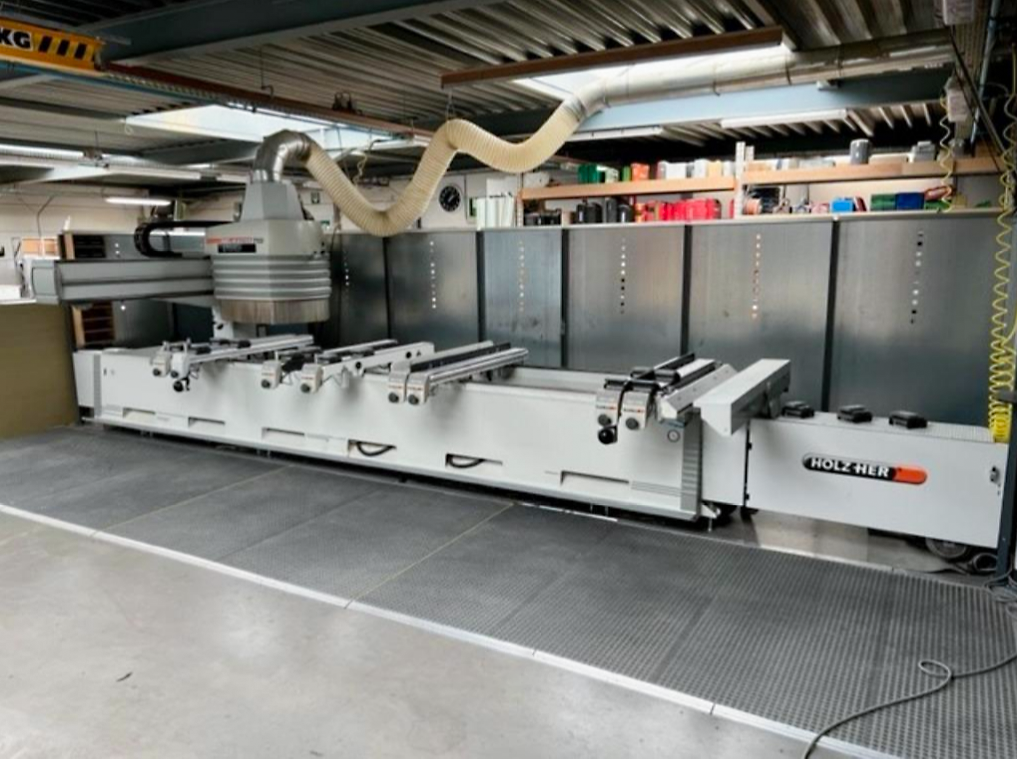 Used Holzher Pro-Master 7123 - CNC Machining Center - 2009
