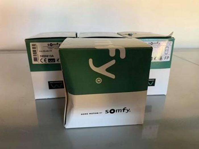 Somfy Inis 80 x 80 switch with hold