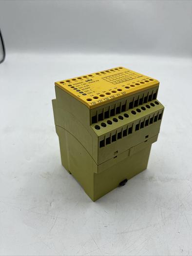 Used Pils PBOZ X9 safety relay 774605