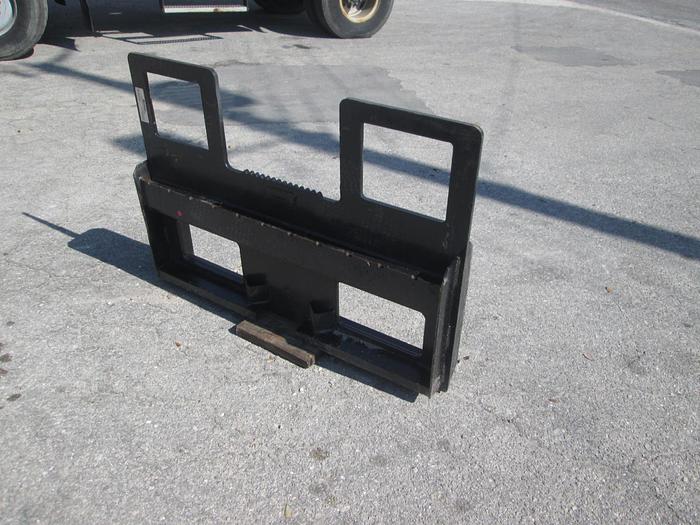 Heavy Duty Skid Steer Fork Attachment Carriage