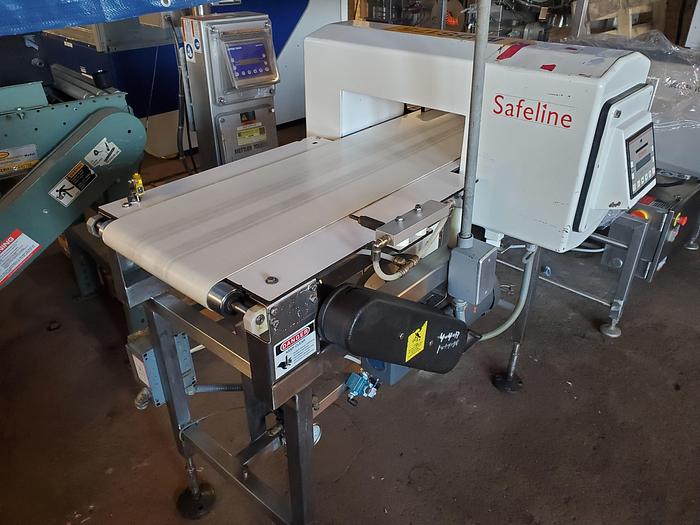 Used Safeline metal detector 14"x 4.5"