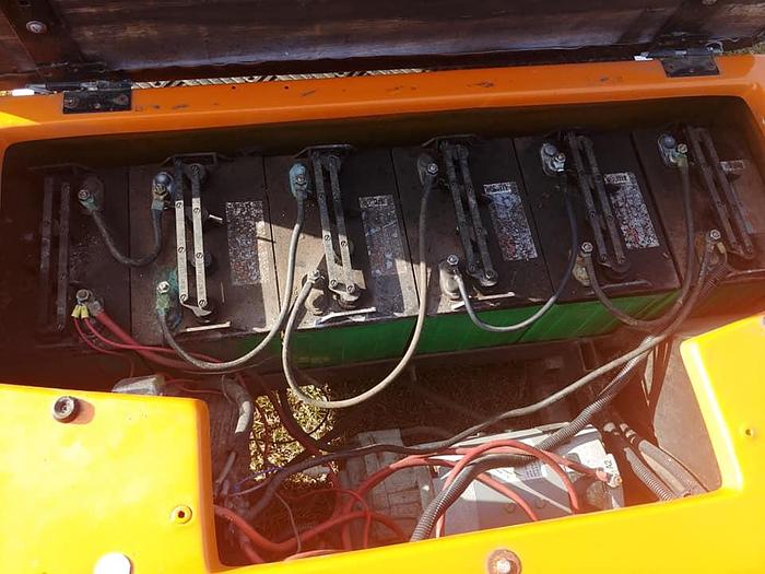 Used 2009 Cushman 10 Passenger Limo