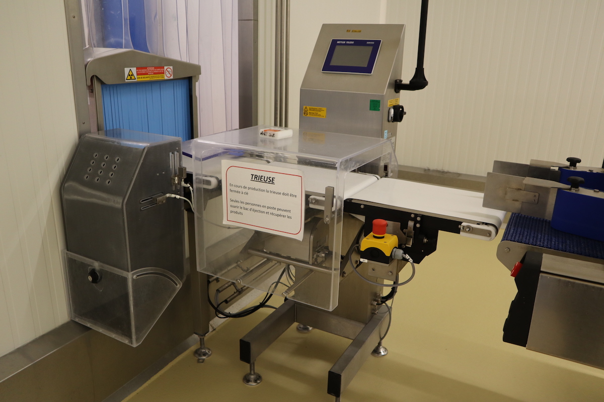 Used Multivac R535 thermoformer with Mettler Toledo inspection