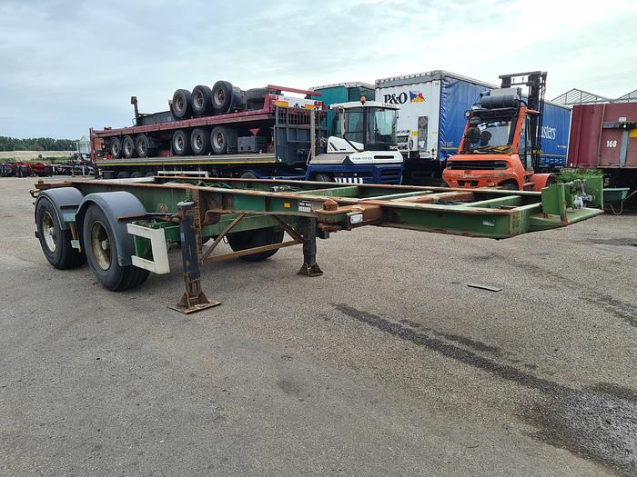 Used 1994 Schmitz Container chassis 20ft.