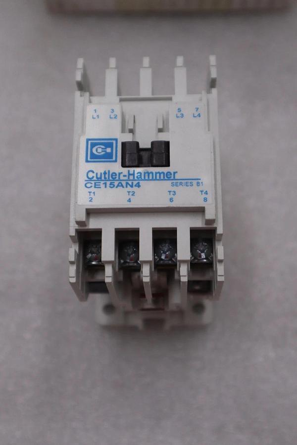 EATON CE15AN4AB CONTACTOR STOCK #L-302A