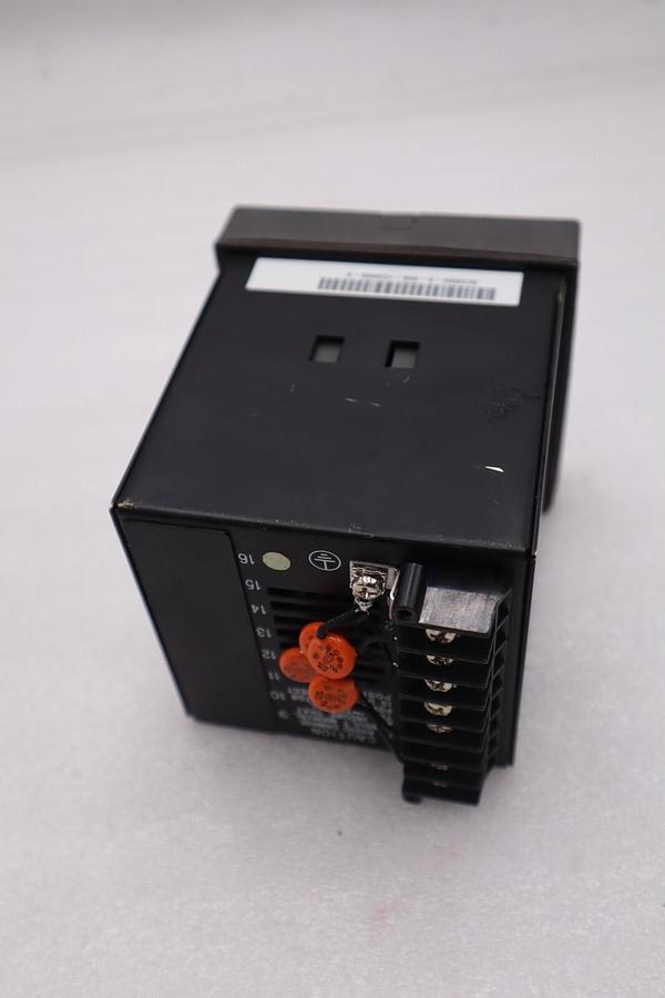 Used HONEYWELL CONTROLLER DC200H-0-000-1C0000-0 STOCK K-604-A