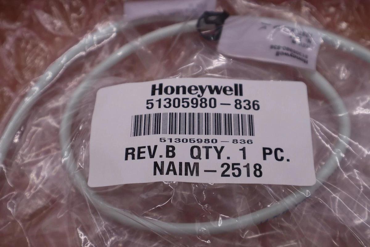 NEW OPEN BOX Honeywell 51305980-836 Controller Cable STOCK G306A