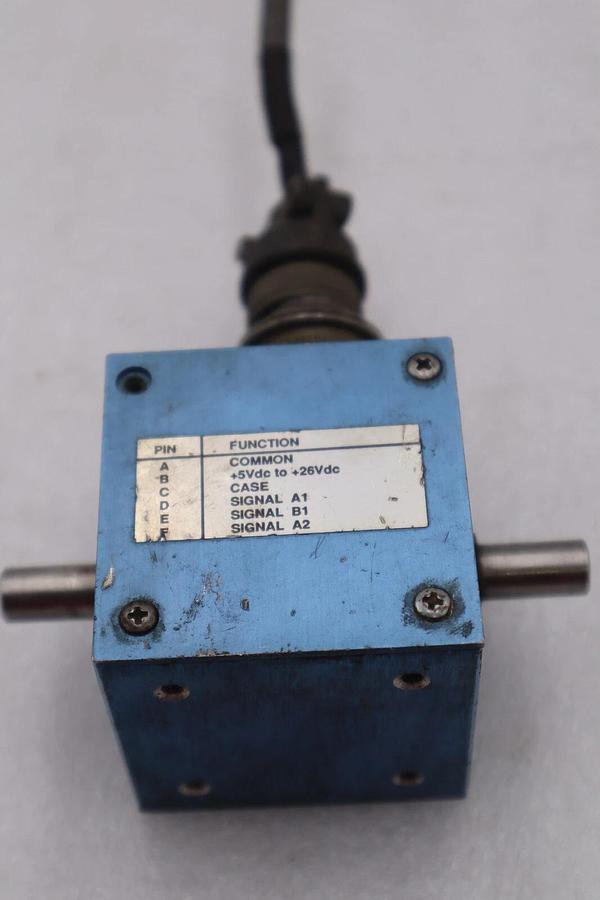 Used DYNAPAR 32X0200000009 ROTARY ENCODER STOCK #K-2394