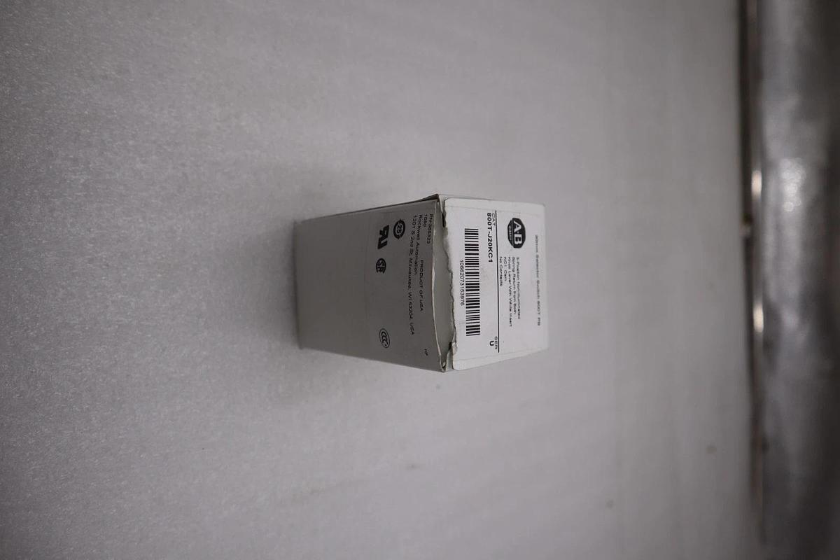 NEW OPEN BOX AB Allen Bradley 800T-J20KC1 Selector Switch 800TJ20KC1 STK H273A