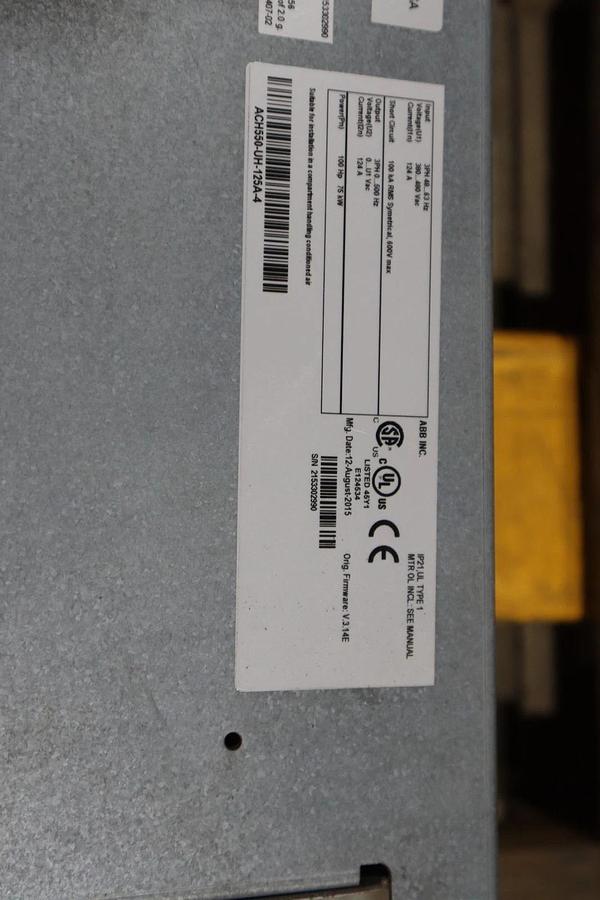 Used ABB ACH550-UH-125A-4 AC DRIVE 550 SERIES 3 PHASE 380-480 V AC STOCK HP142
