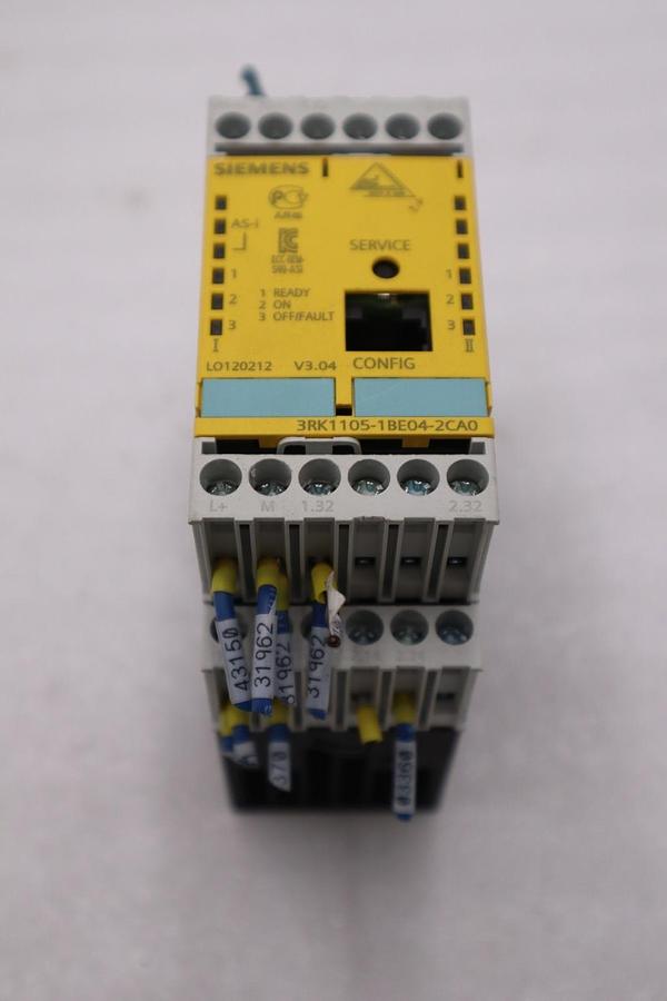 Used Siemens 3RK1105-1BE04-2CA0 Monitor Safety Relay Module STK H1429A