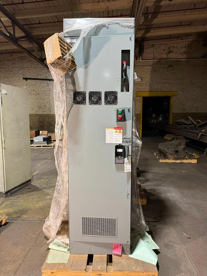 Used NEW ALLEN-BRADLEY MCC ENCLOSURE W/ 60HP POWERFLEX 755 DRIVE 20G1ANE063AN0NNNNN