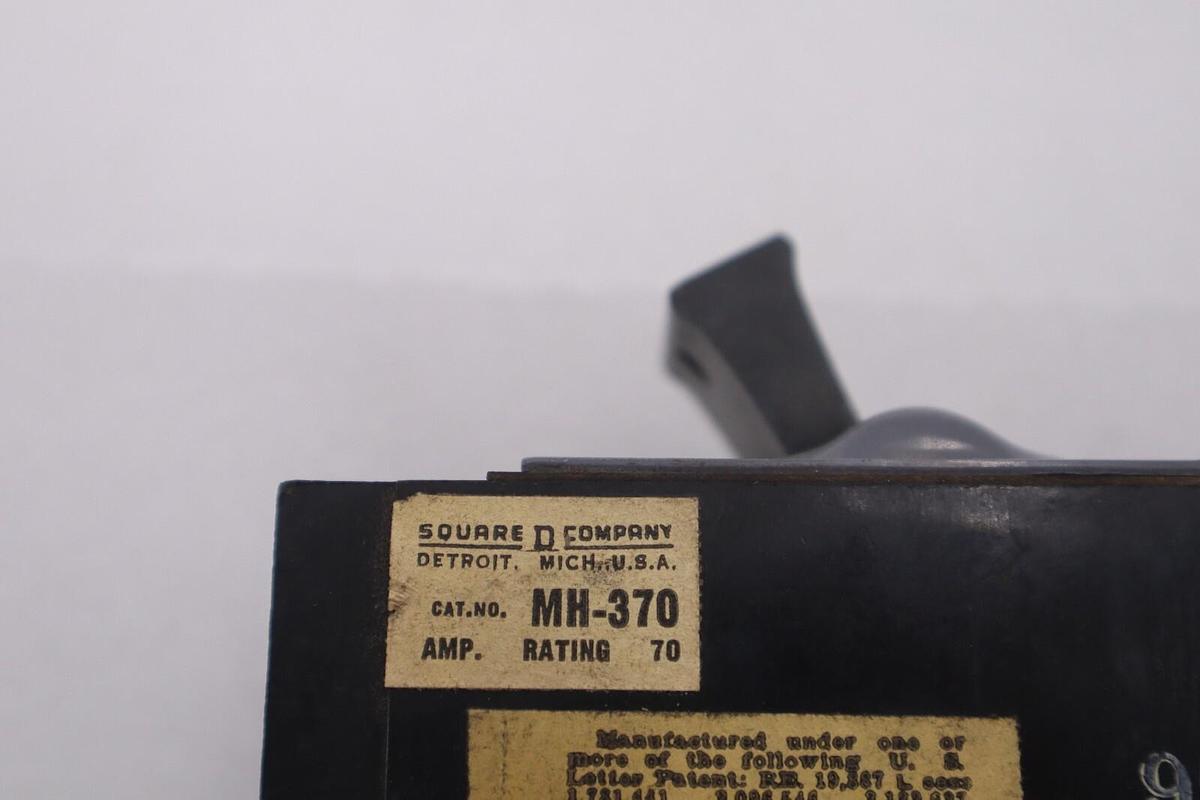 Used Square D MH-370 70 Amp 3 Pole Plug in Circuit Breaker STOCK B-617
