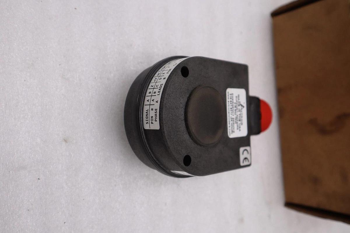 Used NEW AVTRON HS35M YX6CCU1UA00/ HS35MYX6CCU1UA00 ENCODER - STOCK 3132CC