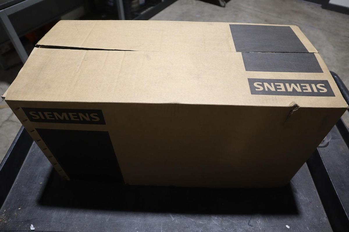 SINAMICS DCM DC CONVERTER 6RA8082-6FV62-0AA0 / 6RA80826FV620AA0 NEW STOCK GF225