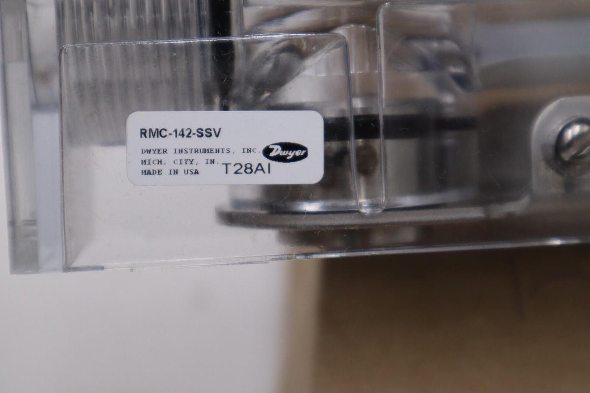 NEW DWYER RMC-142-SSV RATE-MASTER RMC 0.2-2.2 GPM FLOW METER STOCK H1182