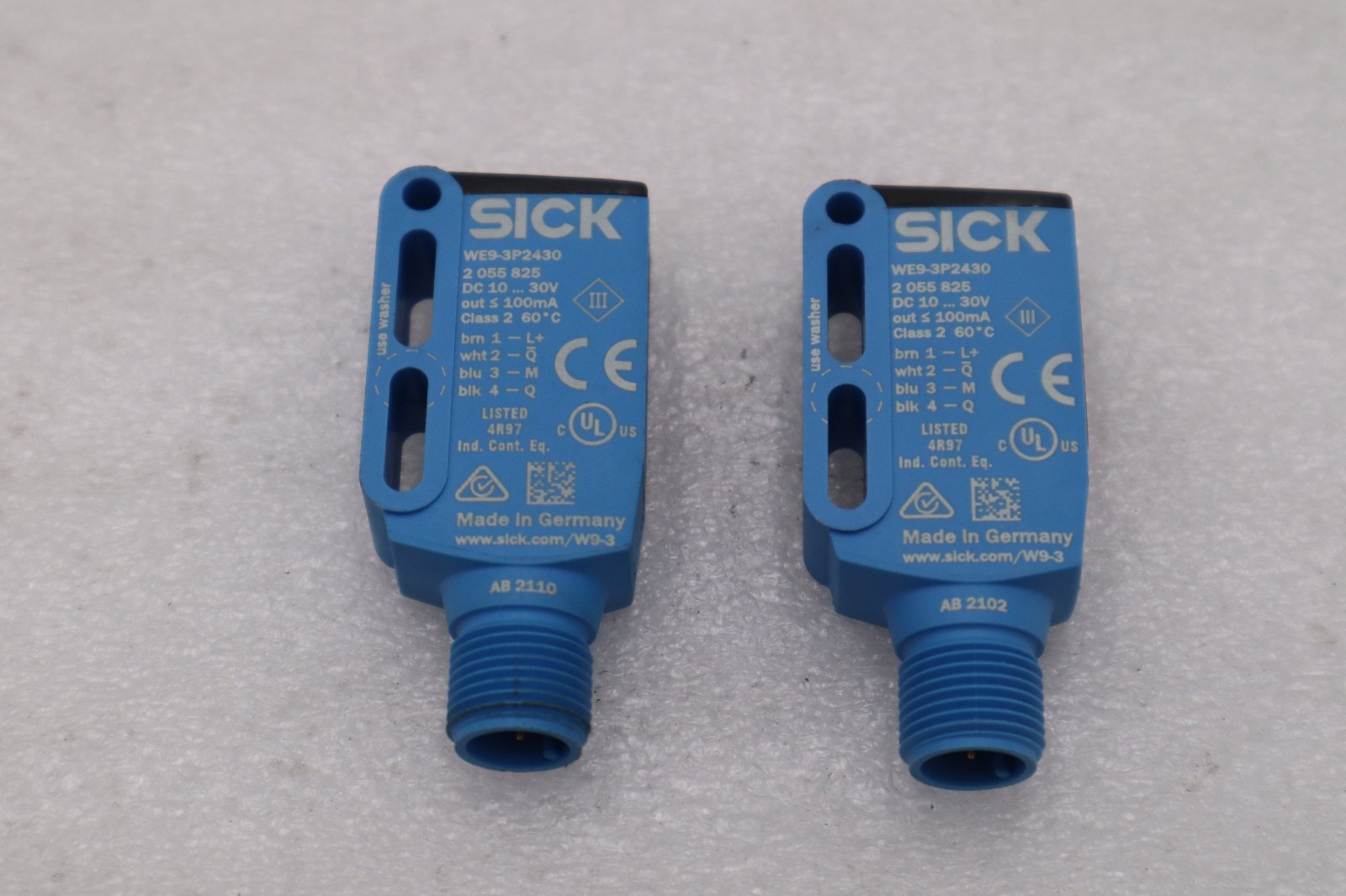 NEW SICK WE9-3P2430 PHOTOELECTRIC SENSOR RECEIVER 0-10 METER SENSING #H765A