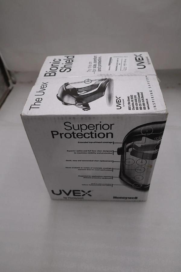 Used LOT OF 4 - High Performance S8500 Faceshield W/CL UNCT PC VIS - STOCK SGF96