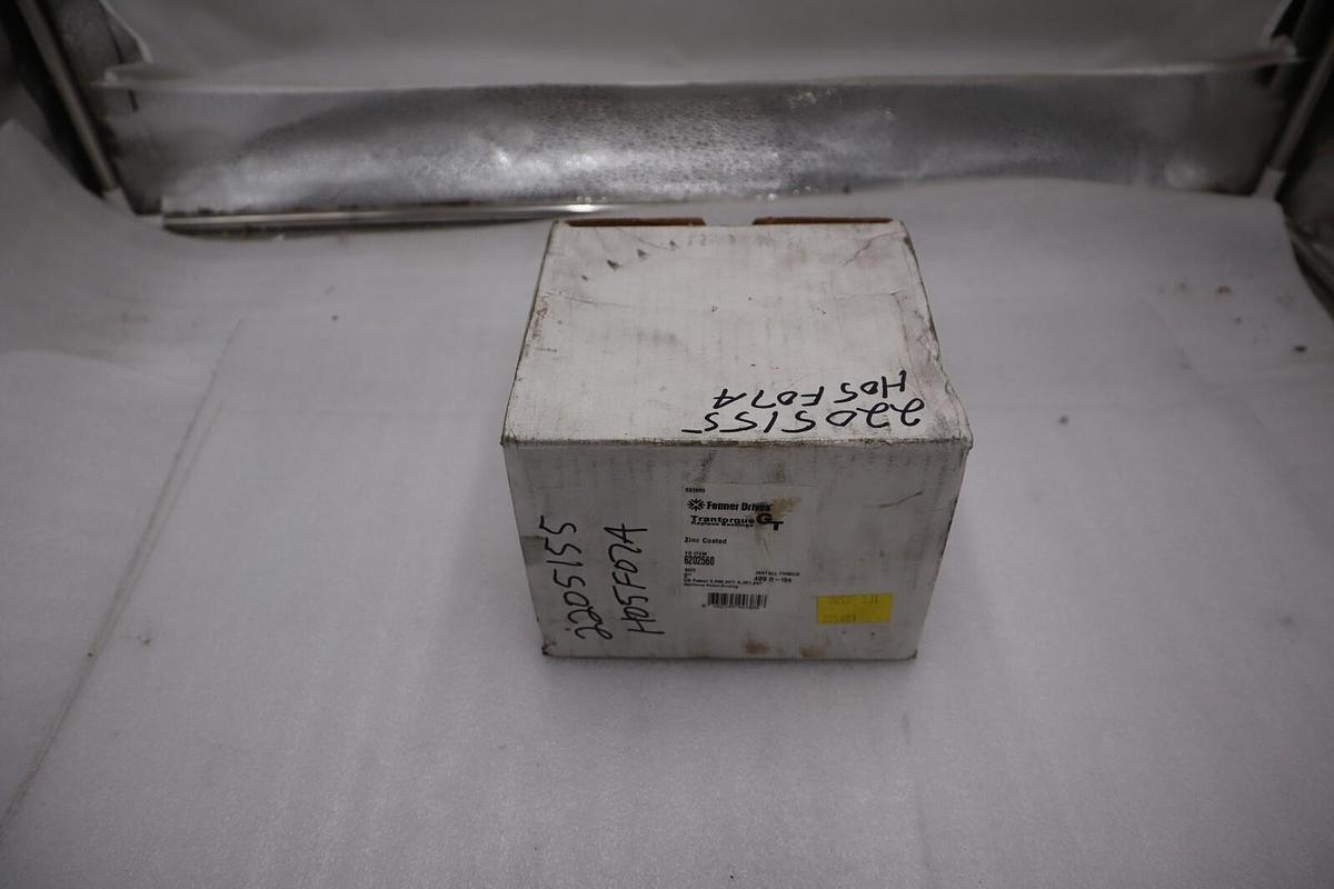 NEW IN BOX FENNER 6202560 / 6202560 2" KEYLESS BUSHINGS STOCK H843