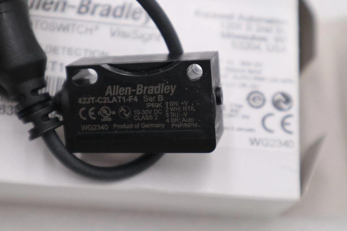 Used Allen Bradley 42JT-C2LAT1-F4 PHOTOELECTRIC SENSOR 42JT CLEAR OBJECT STOCK H1021A