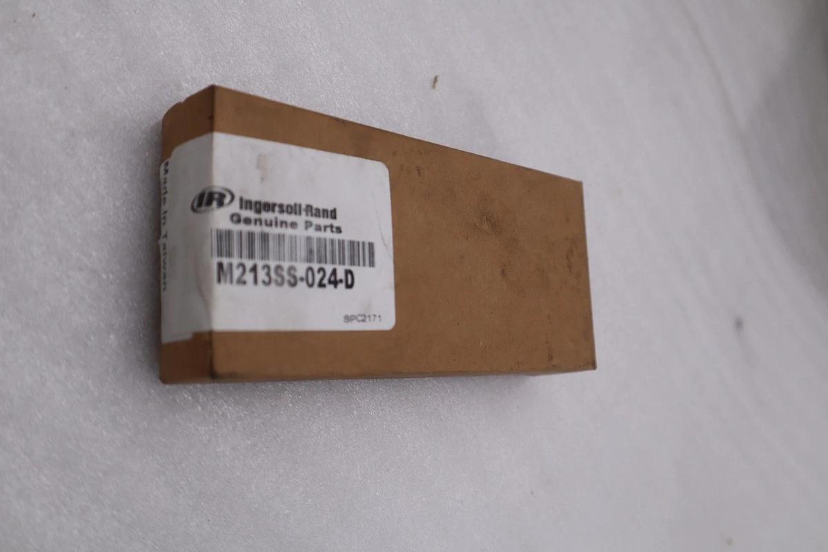 Used INGERSOLL-RAND ARO M213SS-024-D SOLENOID AIR CONTROL - STOCK K776CC