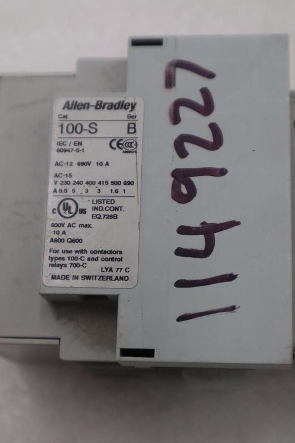 Used AB Allen-Bradley 100-C30*00 Series-C 600VAC Contactor STOCK H1546