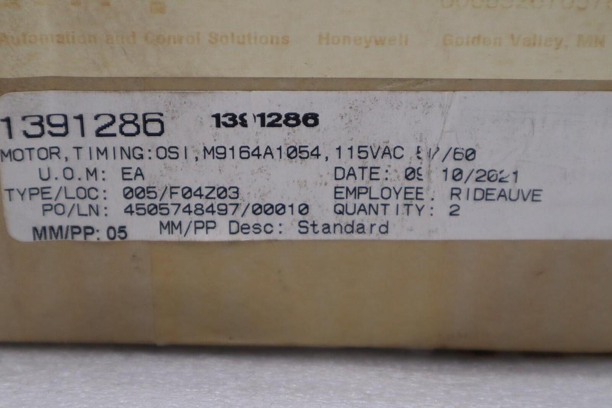 New Honeywell Modutrol Motor M7284A-1012 M7284A1012 STOCK H421