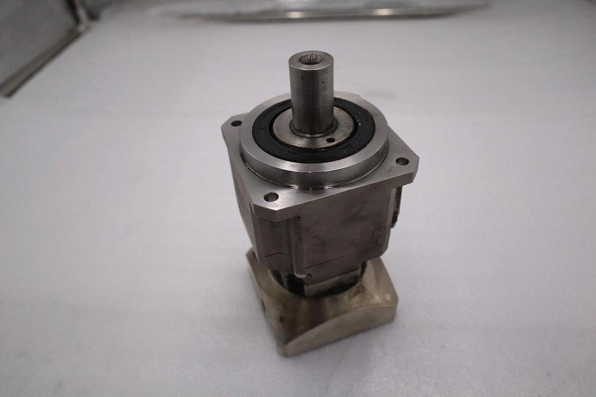Used Apex Dynamics AB090-S2-P2 Gearbox Reducer 70:1 STOCK M-185