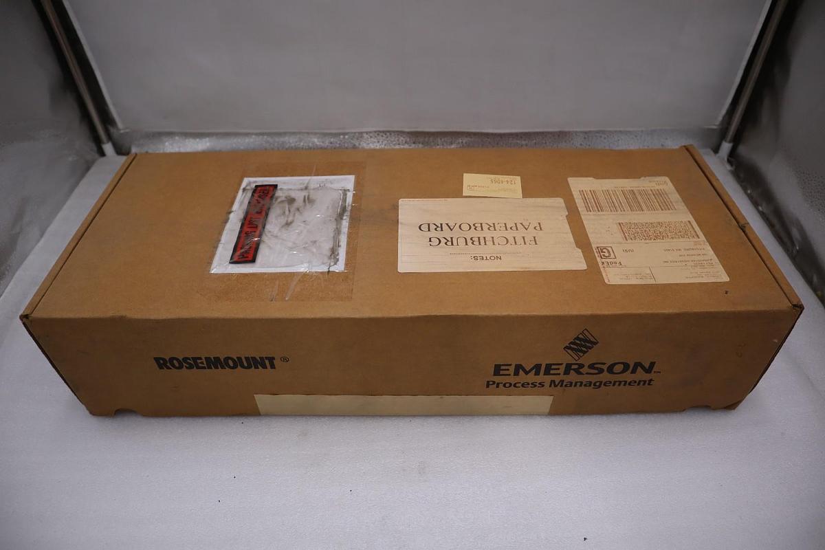 Rosemount 114CE0045TAA3SC017BWX Pressure Transmitter NEW IN BOX STOCK GF-178