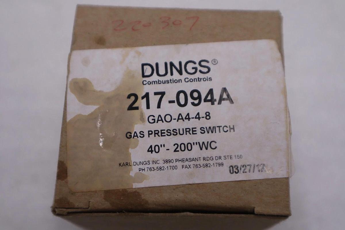 Used NEW DUNGS GAO-A4-4-8 GAS PRESSURE SWITCH PIPE MOUNT STOCK H170A