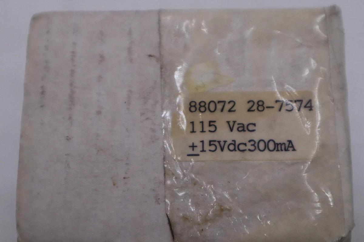 Used NEW OPEN BOX MODULAR POWER CONVERTER MPC15D300 STOCK G891A