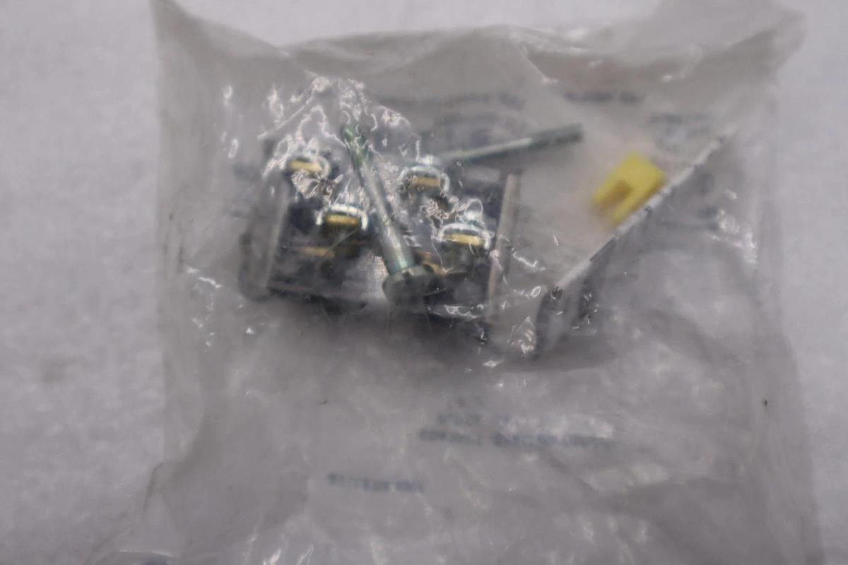 Used NEW AB Allen Bradley 800T-XA4 Contact Block Shallow Block STOCK H1533A