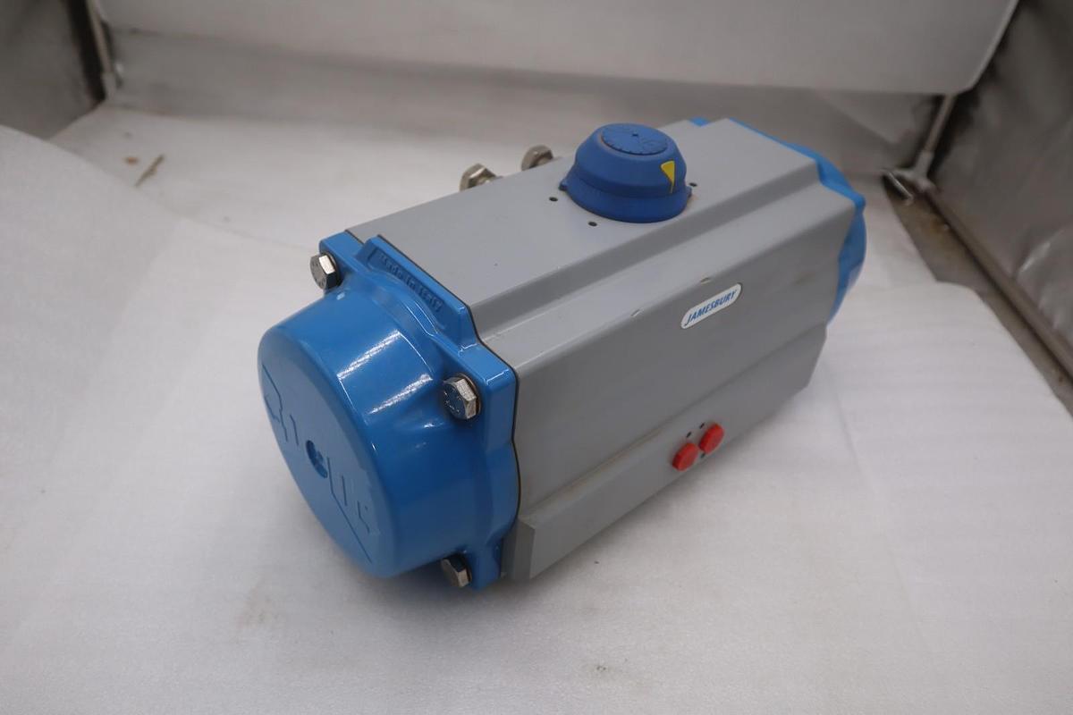 Used NEW OPEN BOX Jamesbury VPVL450DABD Valv-Powr Actuator STK SGF136