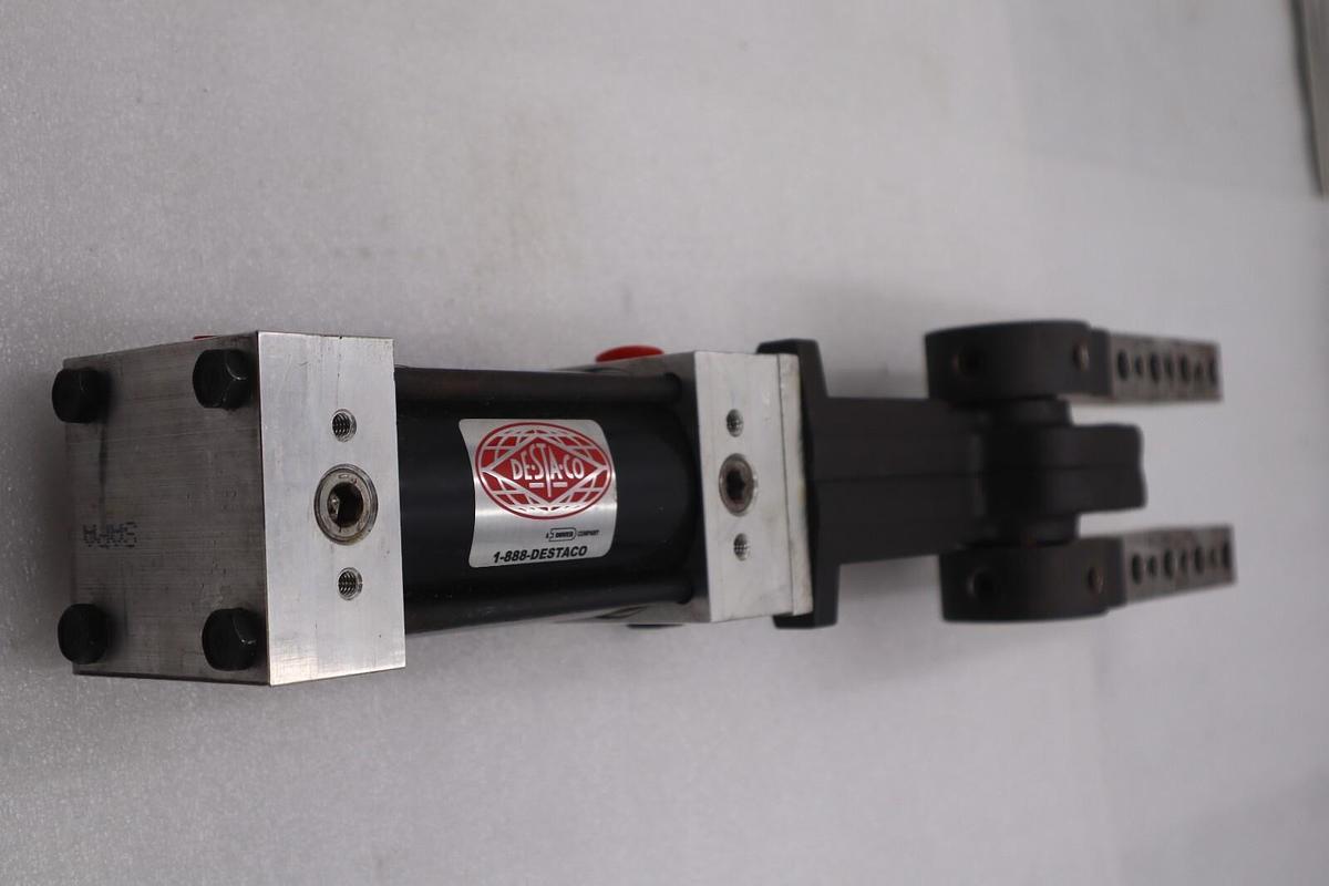 De-Sta-Co Auto Pneumatic Clamp 994MKAD-008-180A-97-44 Line 1.1 New Stock #2615
